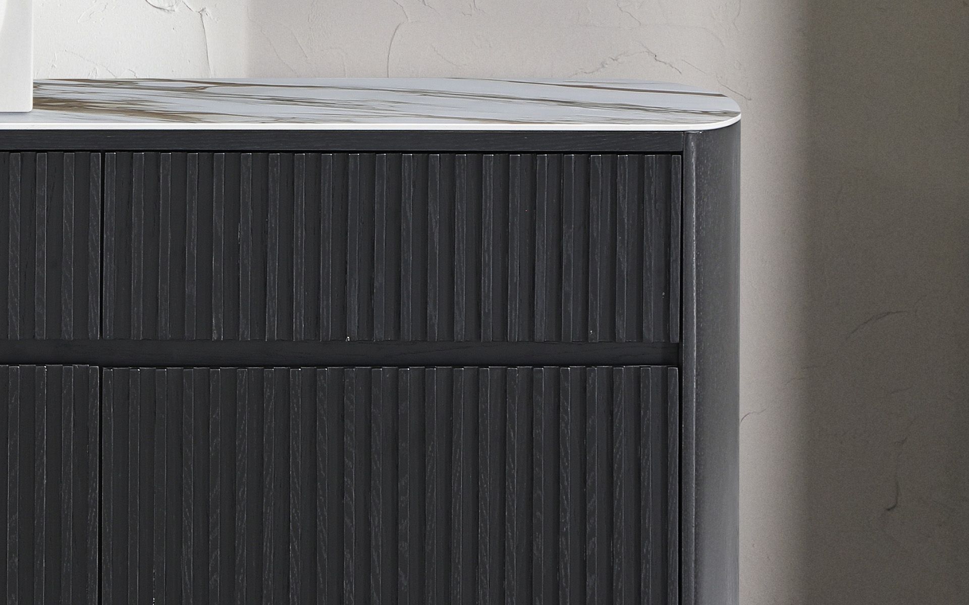 Buffet Table, Sideboards & Nick Scali