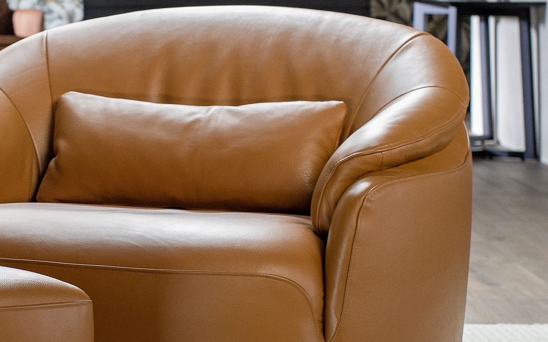 Amos Swivel Armchair Swivel Lounge Chair Nick Scali