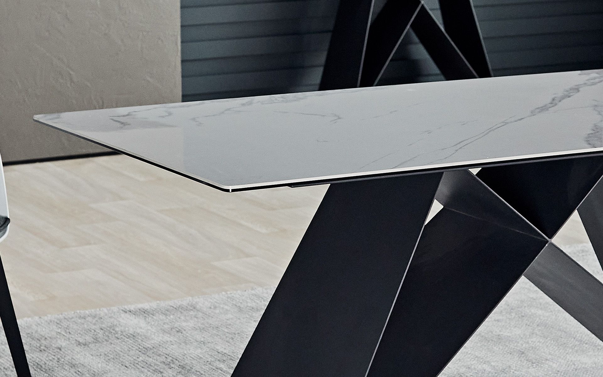 Dining Tables Round, Oval, Extendable & Marble Nick Scali