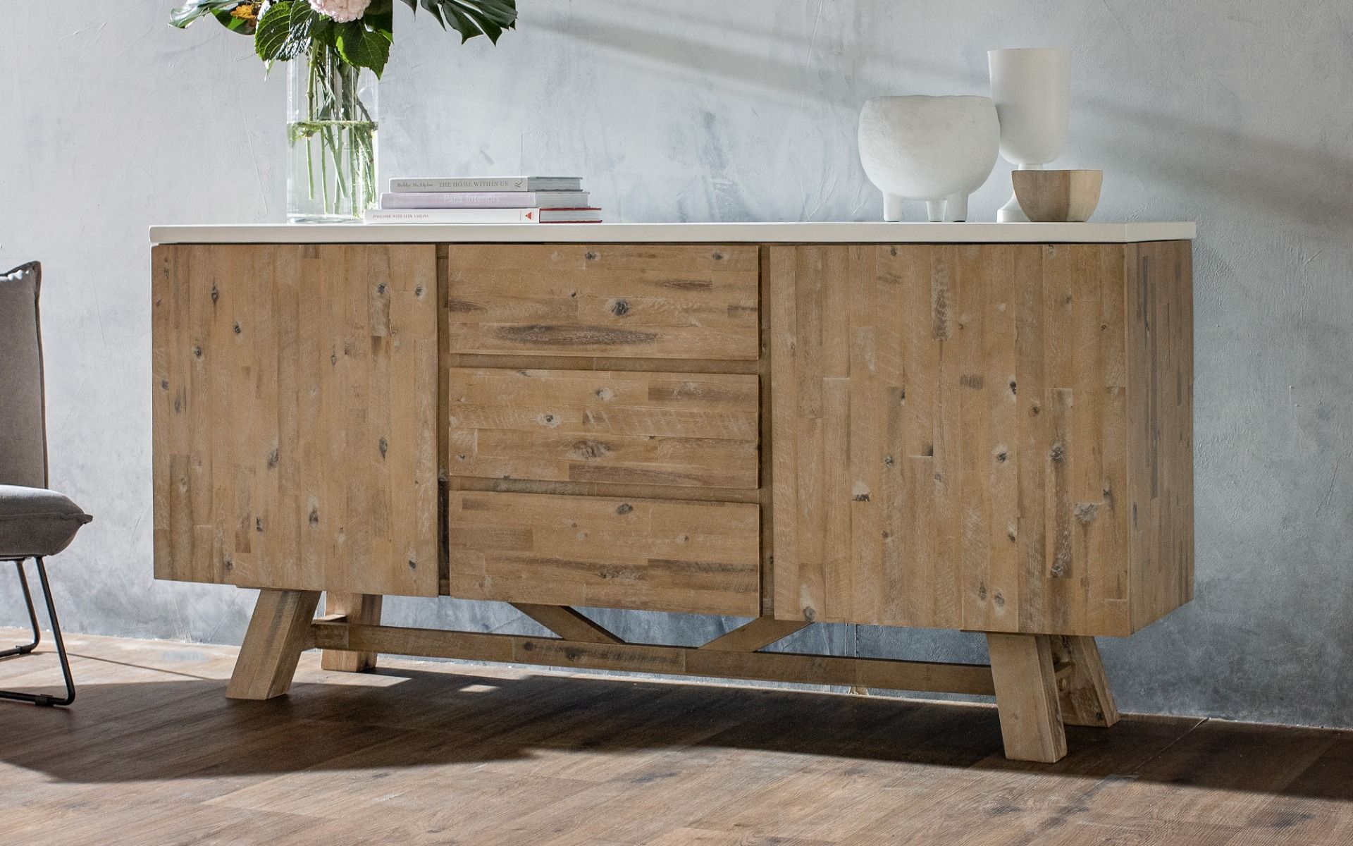 Buffet Table, Sideboards & Nick Scali