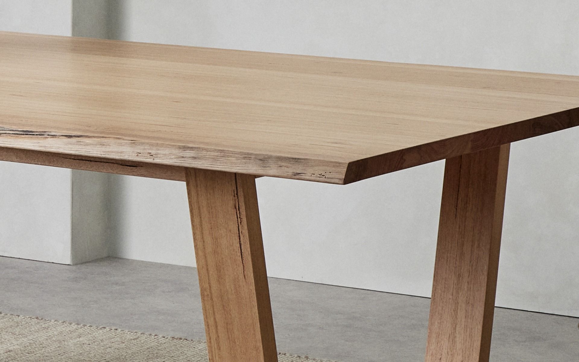 Dining Tables Round, Oval, Extendable & Marble Nick Scali