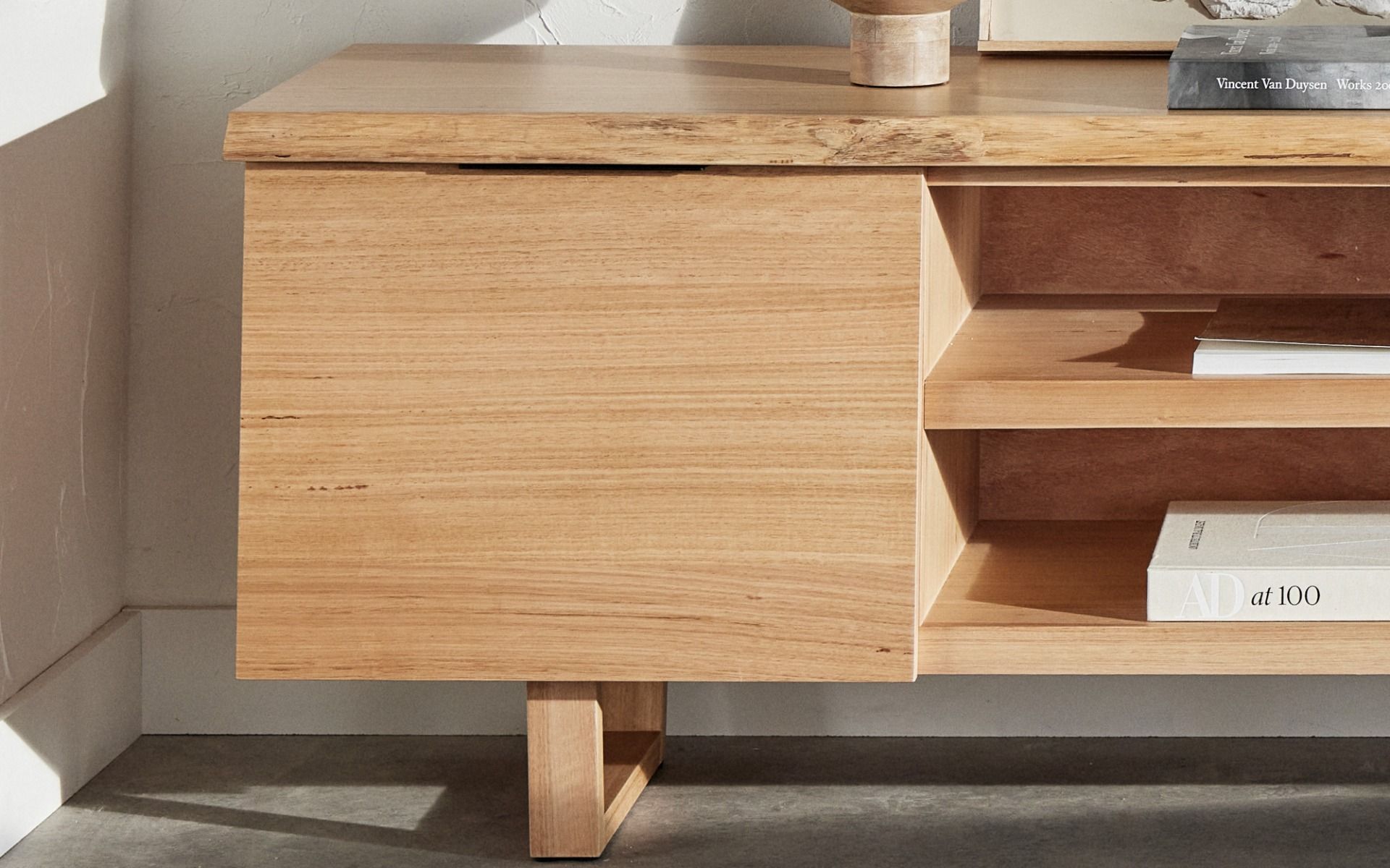 Entertainment Units, TV Stands & Nick Scali