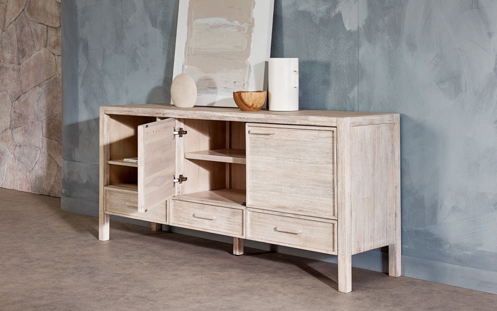 Buffet Table, Sideboards & Nick Scali