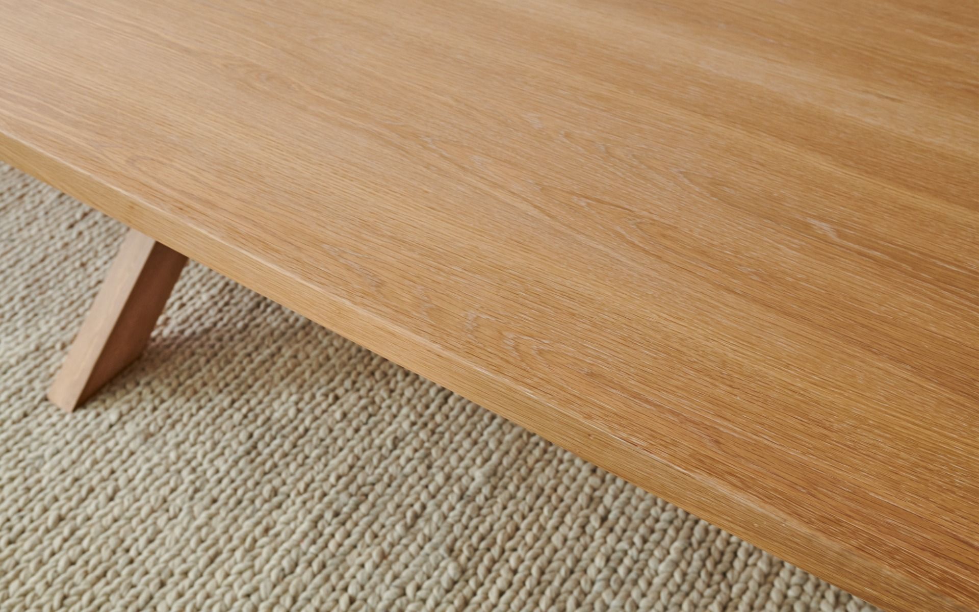 Dining Tables Round, Extendable & Marble Nick Scali