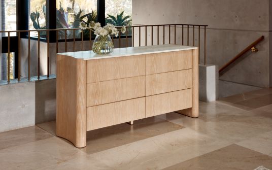 Traver Dresser