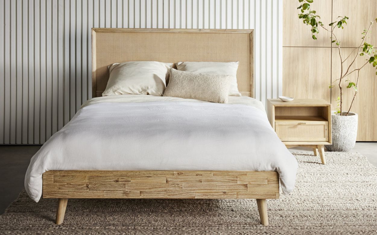 Andes white deals king bed