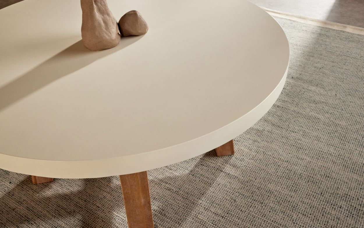 White concrete round outlet table
