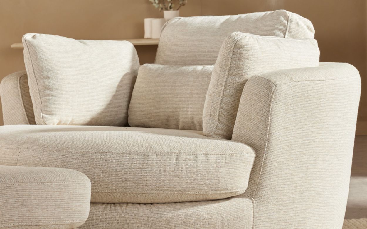 Sadie Swivel Armchair Swivel Lounge Chair Nick Scali