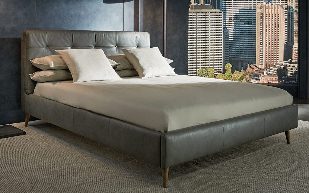 Nick scali queen shop beds