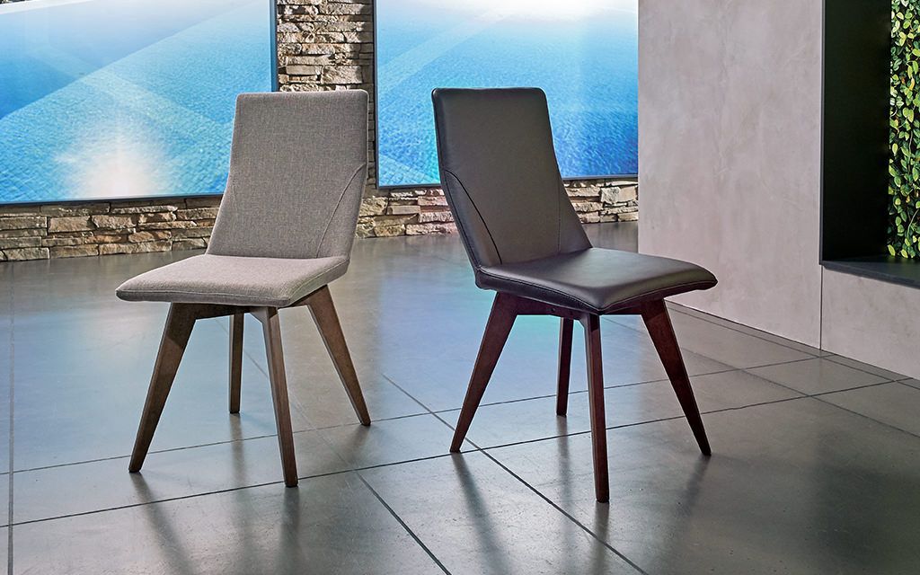 Nick scali 2024 dining chairs sale